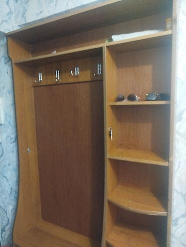 third edition solution: Продаю прихожку б/у.Открыя с полочками,снизу шкафчик с дверцей.Отдадим — 2