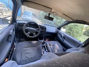 v klass: Volkswagen Passat Variant: 1994 г., 1.8 л, Механика, Газ, Универсал — 8