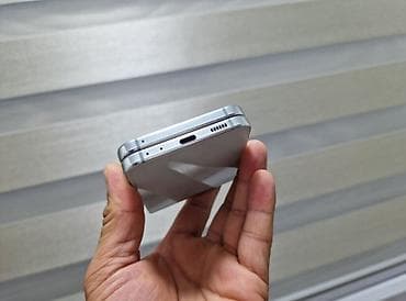 redmi note 8: Продаю Samsung Galaxy Z Flip5 5G, 512 ГБ. + торг Память: 512 ГБ ОЗУ: 8 — 7