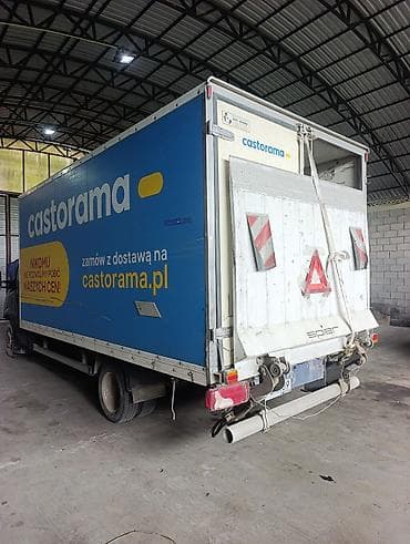 каропка 1 8: Будка Mercedes-Benz, 2010 г., Оригинал — 1