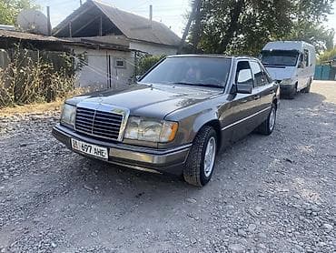 124 е220: Mercedes-Benz W124: 1992 г., 2.3 л, Автомат, Бензин, Седан — 10