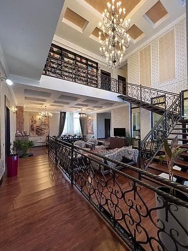 300 м², 6 комнат, Утепленный, Бронированные двери, Балкон застеклен