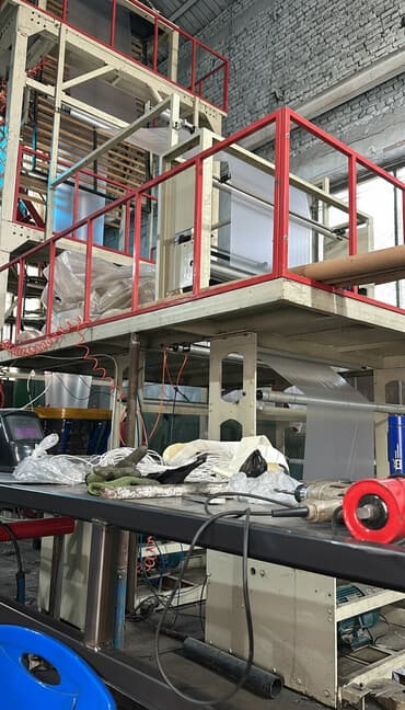 оборудование для производства бумажных стаканов бу: Продаю производительный экструдер со сменной головой для производства — 1