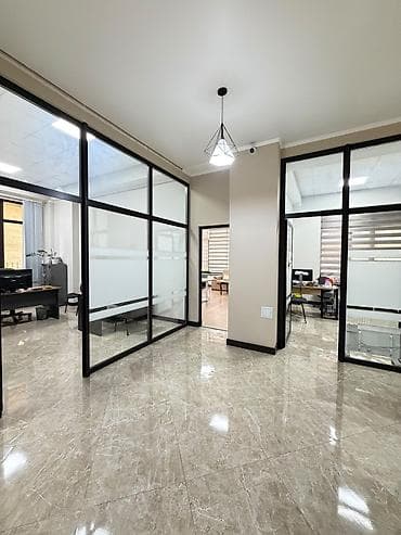 Кыймылсыз мүлк: Кеңселерди ижаралоо, 190 м², Турак комплексинде, 1-катар, Жабдуулары менен, Өзүнчө ашканасы менен — 2