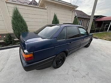 Транспорт: Volkswagen Passat: 1991 г., 1.8 л, Механика, Седан — 4