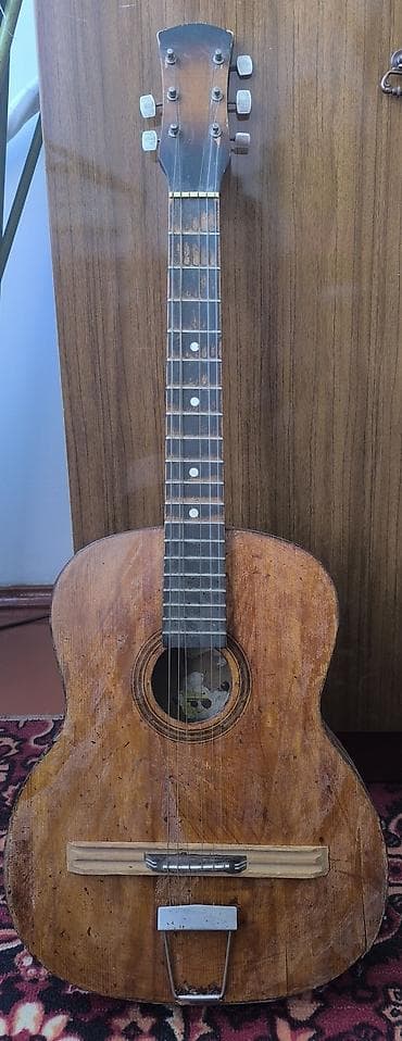 гитара классика: Продаётся гитара гриф от концертной гитары в комплекте струны и — 1