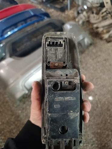 Транспорт: Блок кнопок управления стеклоподъемниками и зеркалами Honda — 3