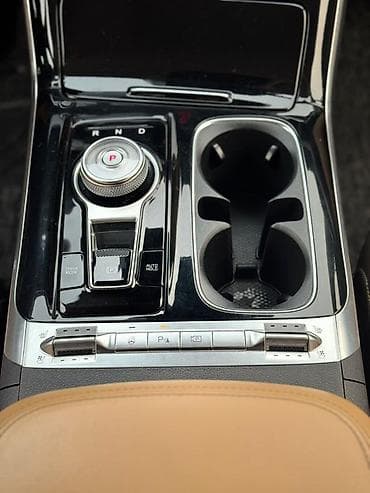 срочно продам машину: Kia Carnival: 2022 г., 3.5 л, Автомат, Бензин, Минивэн — 6