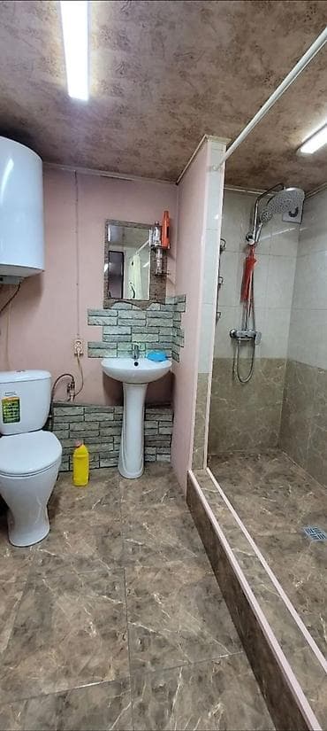 64 м², 3 комнаты, Парковка, Забор, огорожен