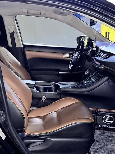Lexus: Lexus CT: 2017 г., 1.8 л, Автомат, Гибрид, Хэтчбэк — 4