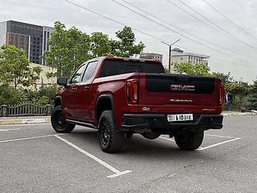 авто гас: GMC Sierra: 2023 г., 6.2 л, Автомат, Бензин, Пикап — 4