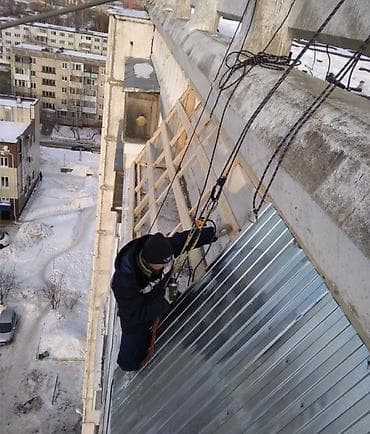 ремонт кровли складов: Услуги промышленных альпинистов: крыши и верхние этажи Ремонт крыша — 2