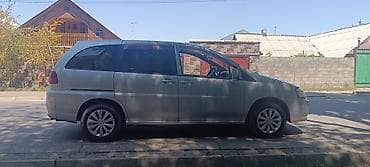 Nissan Liberty: 2001 г., 2 л, Автомат, Бензин, Минивэн — 5