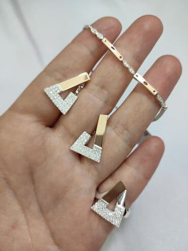 набор пандора: Серебряный Комплект+ Браслет Серебро + золото 925/ Пробы Цена за — 2