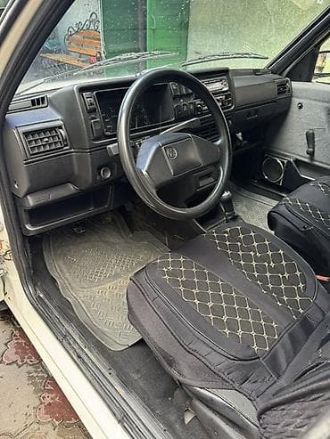 голф венто: Volkswagen Golf: 1990 г., 1.3 л, Механика, Бензин, Хэтчбэк — 10