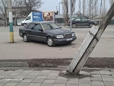 бмв е 745: Mercedes-Benz W124: 1994 г., Механика, Седан — 2