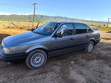 Транспорт: Volkswagen Passat: 1989 г., 1.8 л, Кол менен иштөөчү, Бензин, Седан — 6
