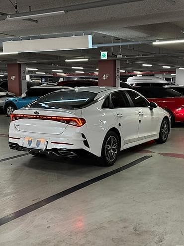 kil k5: Kia K5: 2021 г., Седан — 5