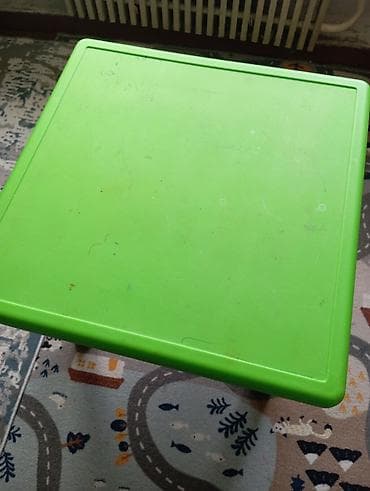 Детский стол, Б/у, Пластик, Самовывоз