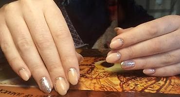 услуги маникюра на дому: 💅 ВЫЕЗДНОЙ МАНИКЮР 💅✨ 🌃По городу 🚗 Прихожу к вам домой 🏡 🌸 Услуги: 💅 — 9