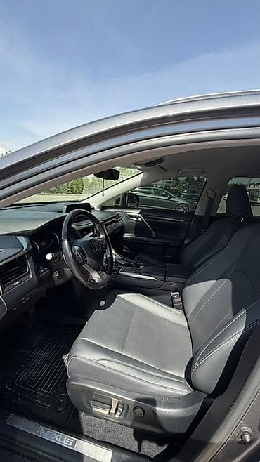 Lexus RX: 2021 г., 2 л, Типтроник, Бензин, Кроссовер — 1