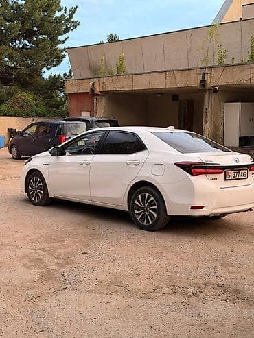 камри 50 европейц: Toyota Corolla: 2019 г., Автомат, Гибрид, Седан — 6