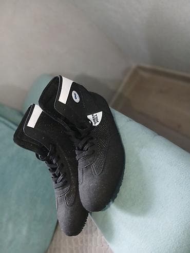 Кроссовки и спортивная обувь: Мужские кроссовки, 40, Новый, цвет - Черный, Самовывоз — 2