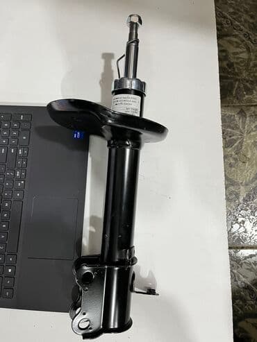 rx30: Задний амортизатор Lexus 2003 г., Новый — 2