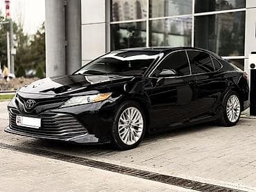Toyota Camry: 2018 г., 2.5 л, Автомат, Бензин, Седан — 3