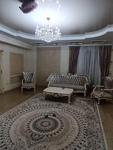 300 м², 4 комнаты — 1