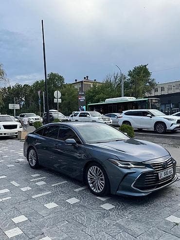 byd e2 2019: Toyota Avalon: 2019 г., 2.5 л, Вариатор, Гибрид, Седан — 1