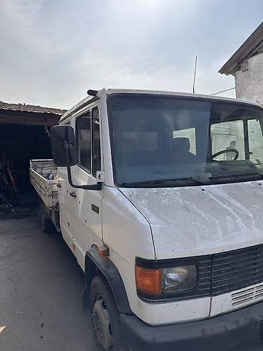 мерседес грузовой сапог: Легкий грузовик, Mercedes-Benz, Дубль — 2