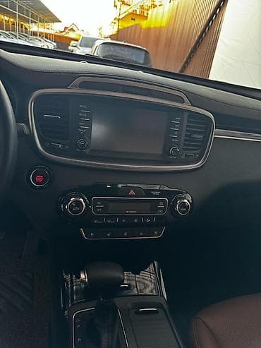 sorento: Kia Sorento: 2018 г., 2 л, Автомат, Дизель, Кроссовер — 9