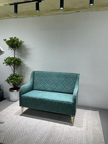 угловые диваны: Прямой диван — 4