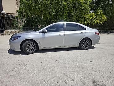 corolla 2016: Toyota Camry: 2015 г., Седан — 2