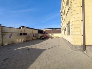 продается квартира в доме белый пароход: 1 комната, 30 м², Индивидуалка, 1 этаж, Старый ремонт — 9