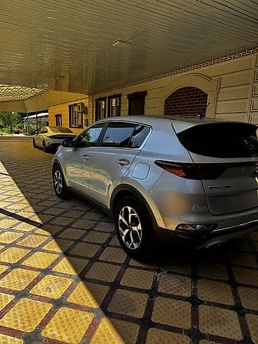 электр авто: Kia Sportage: 2020 г., 2 л, Автомат, Дизель — 1