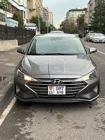 Продажа авто: Hyundai Elantra: 2020 г., 2 л, Автомат, Бензин, Седан — 2