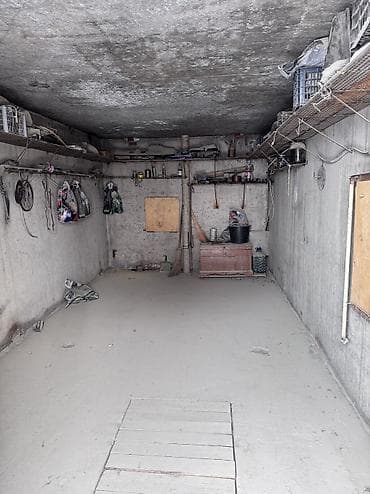 Продаю гараж: Продаю гараж для авто ж/б, в 12мкр. Имеется большая смотровая яма — 4