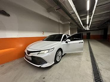 партроник: Toyota Camry: 2018 г., 2.5 л, Автомат, Бензин — 6