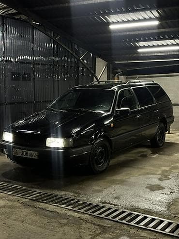 стоп 221: Volkswagen Passat Variant: 1991 г., 1.8 л, Механика, Бензин, Универсал — 1