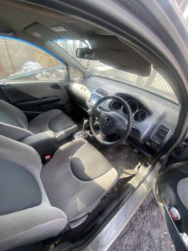 хонда фит 1: Honda Fit: 2003 г., 1.3 л, Автомат, Бензин, Хэтчбэк — 5