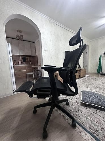 Офис креслолор, Дөңгөлөктүү, түсү - Кара