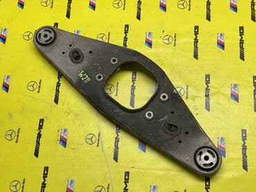 продаю в связи с переездом: КРЕПЛЕНИЕ РЕДУКТОРА MERCEDES BENZ E-CLASS W211 ПРИВОЗНЫЕ ЗАПЧАСТИ С — 1