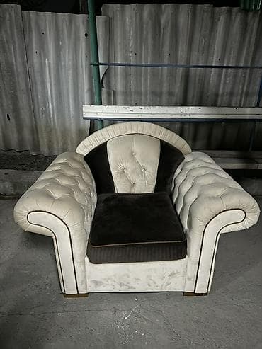кушетка чемодан цена: Кресло в классическом стиле с капитоне - Тип: мягкое кресло с — 1