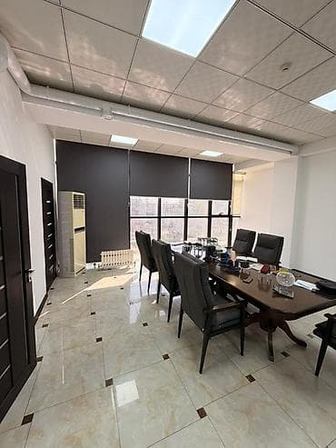 сдается офис: Аренда офисов, 100 м², В бизнес центре, С видом на горы, 1 линия, С системой безопасности — 2