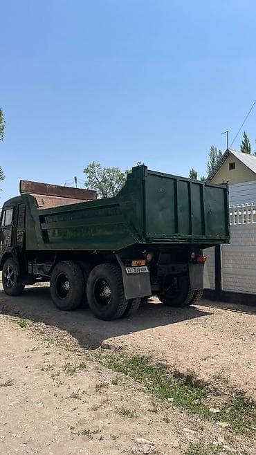 колесо камаза: Самосвал КАМАЗ 6х4 - Тип: трехосный самосвал, класс грузоподъёмности — 10