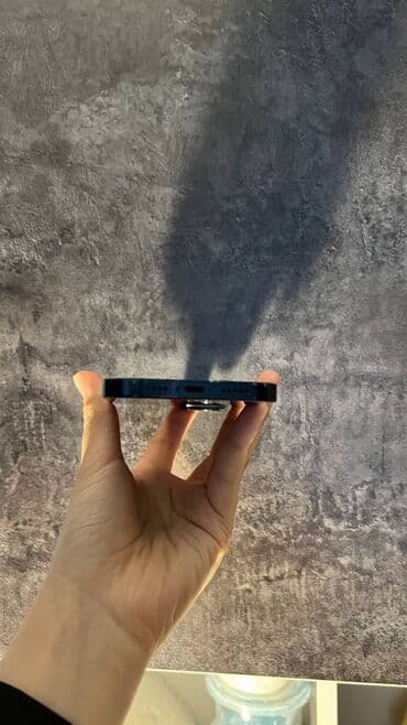 ipone: IPhone 13, Б/у, 128 ГБ, Синий, Чехол, Коробка, 72 % — 2