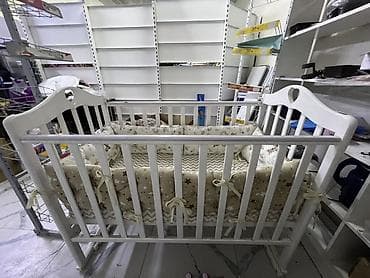Детский мир: Детская кроватка в отличном состоянии 🍼✨ Удобная и прочная кроватка — 2