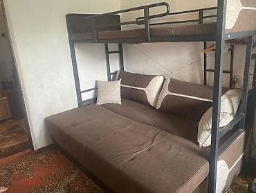 двух ярусные крават: Двухъярусная кровать-чердак с диваном внизу - Конструкция: прочная — 1